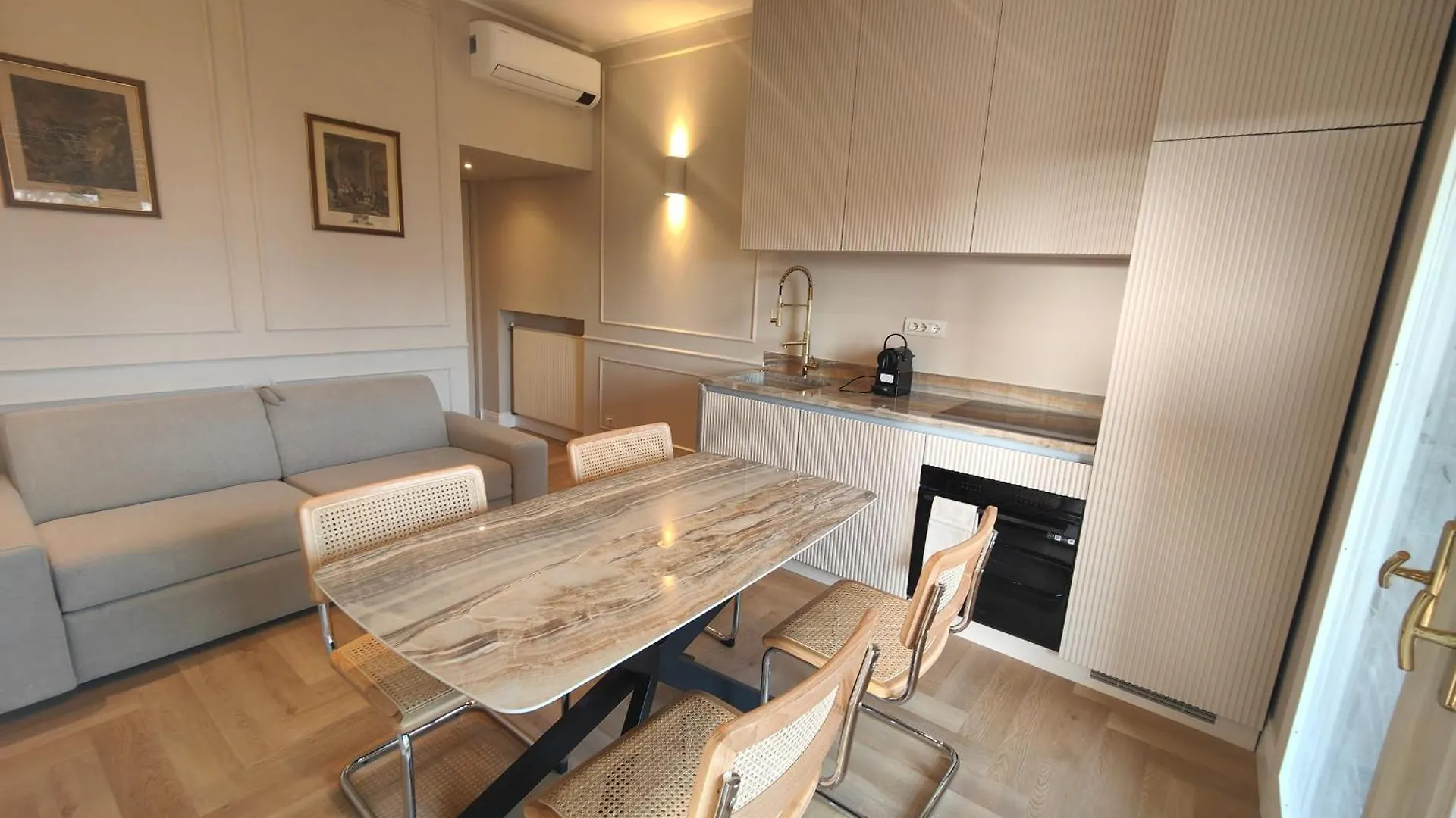 Ottoboni 2B Luxury Penthouse Apartment Milan